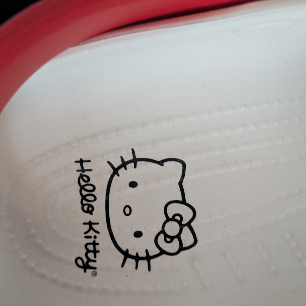 Hello Kitty x Crocs White & Red Clog Sandals Women’s Size 12 NWT - Picture 4 of 4